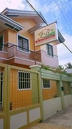 J And B Pension House Puerto Princesa Buitenkant foto